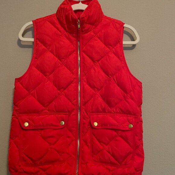 Woolrich, S,  Red, Full Gold Tone Zipper, Puffer, Down Vest - Picture 3 of 10